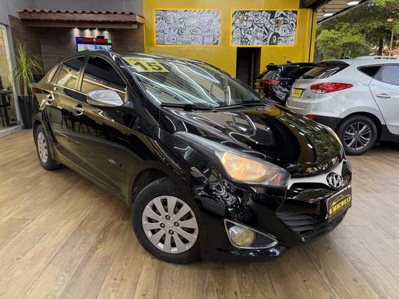 HYUNDAI HB20S 1.6 COMFORT PLUS 16V FLEX 4P MANUAL HYUNDAI HB20S 1.6 COMFORT PLUS 16V FLEX 4P MANUAL